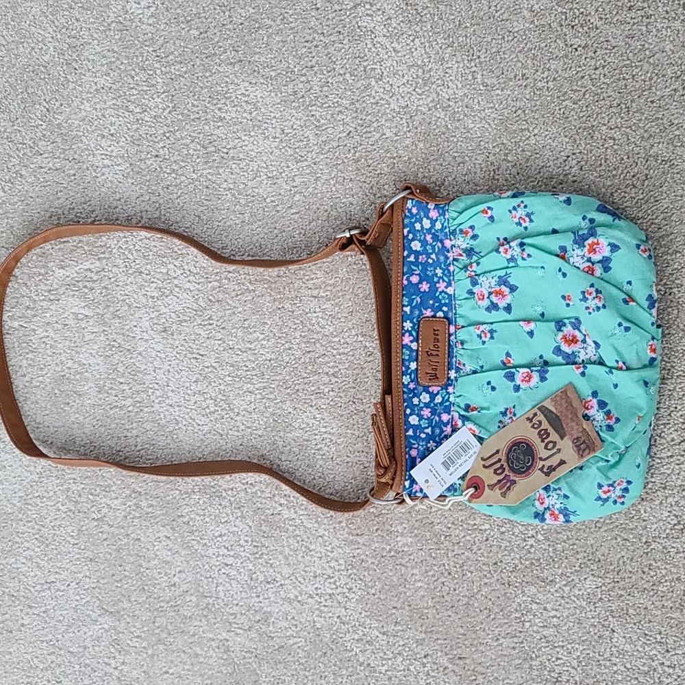 Hand bag